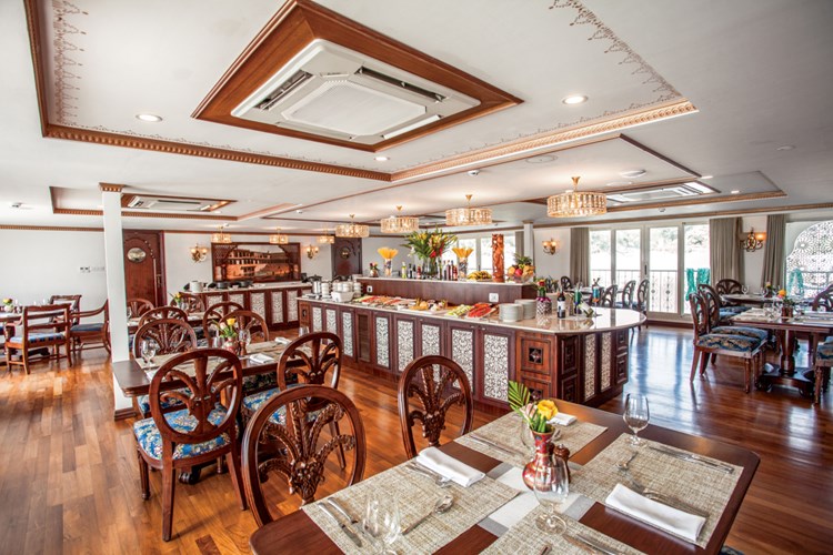 Uniworld Ganges Voyager II – Accommodations