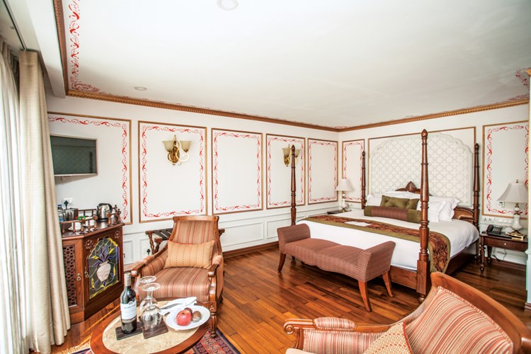 Maharaja Suite aboard Ganges Voyager II