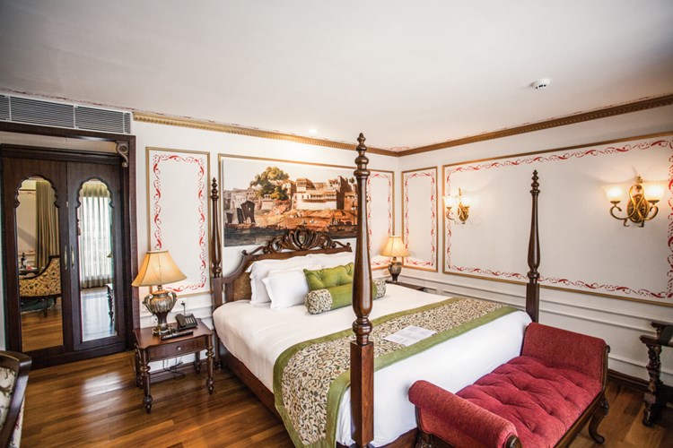 Viceroy Suite aboard Ganges Voyager II